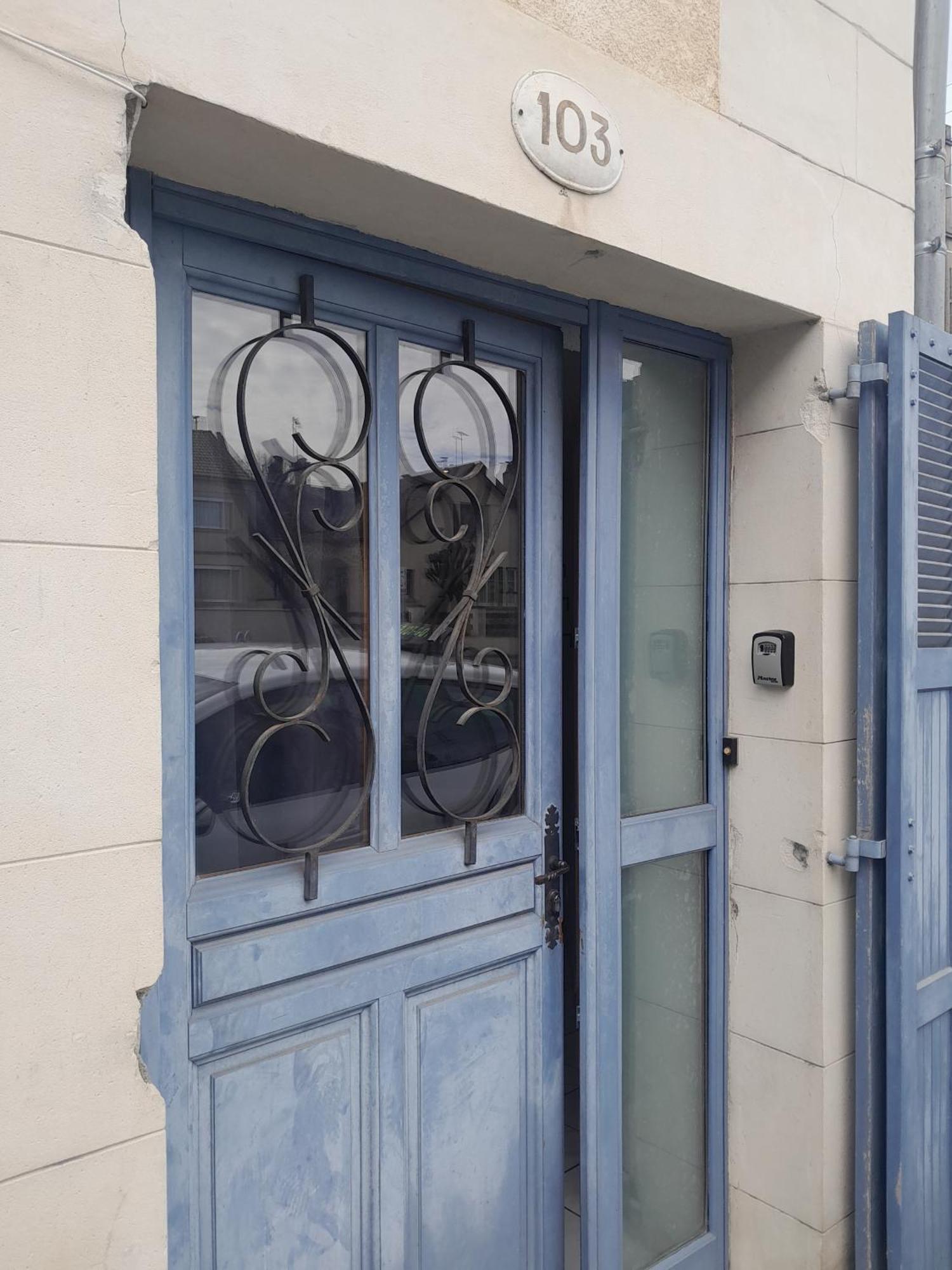 Charmant Studio L'Arnon A Issoudun Eksteriør billede